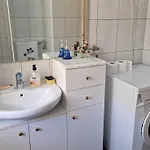Apartman Comfortable With Mountain View - One Bedroom With Mountain View