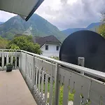 アパート Comfortable With Mountain View - One Bedroom With Mountain View ボヴェツ