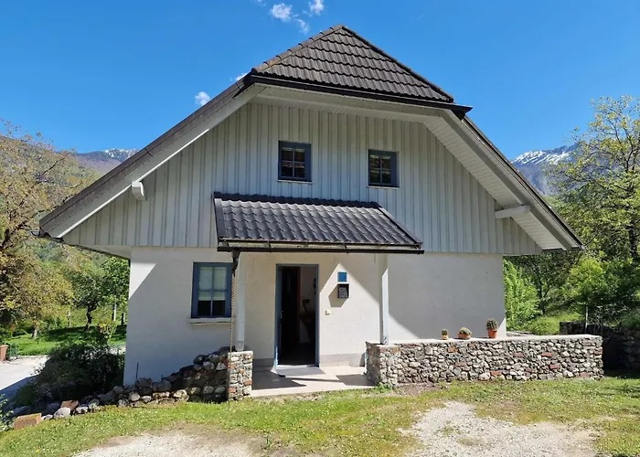 Bovec Comfortable With Mountain View - One Bedroom With Mountain View * Бовец